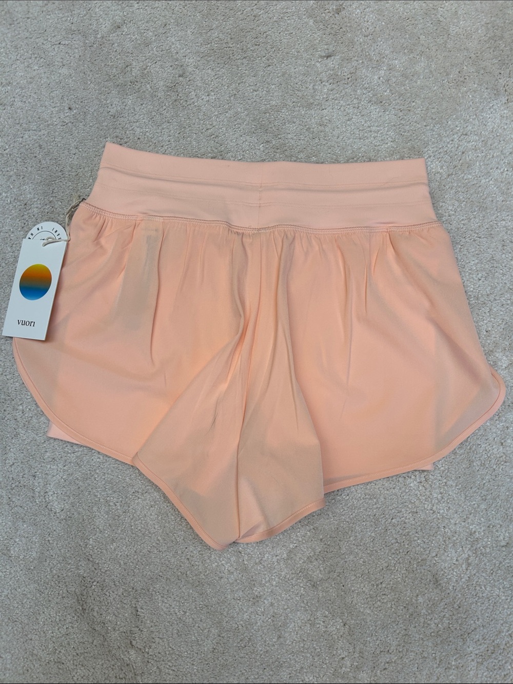 Vuori Daily Speed Short 2.5”-NWT!!! - Picture 4 of 11